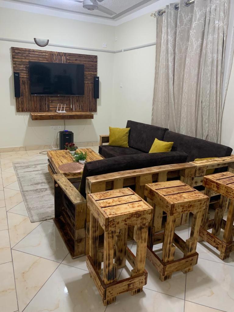 Kc Homes Tours &Travels Μομπάσα Εξωτερικό φωτογραφία